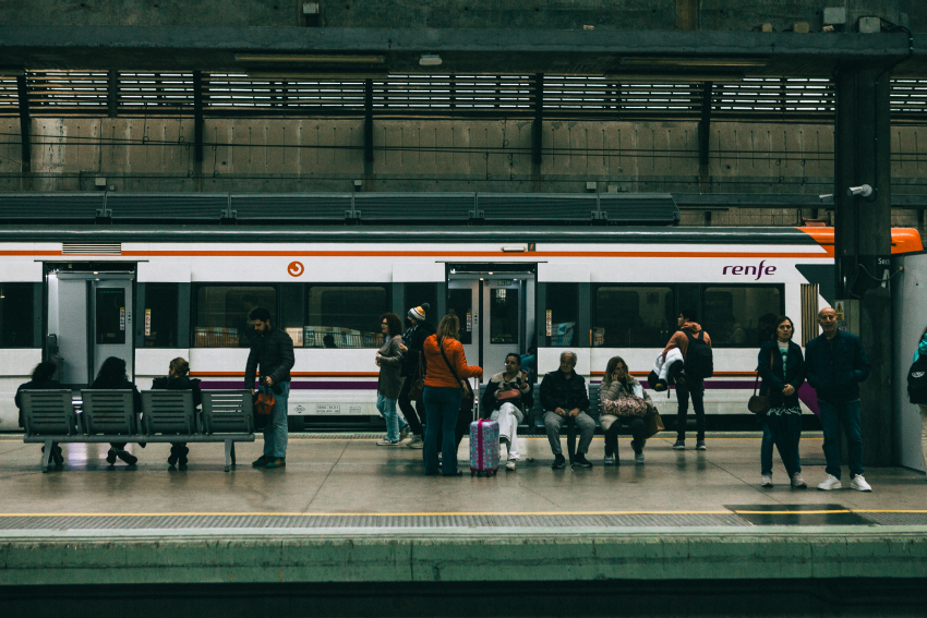 В Испании за неделю произошло три аварии на железной дороге. Что с рейсами?