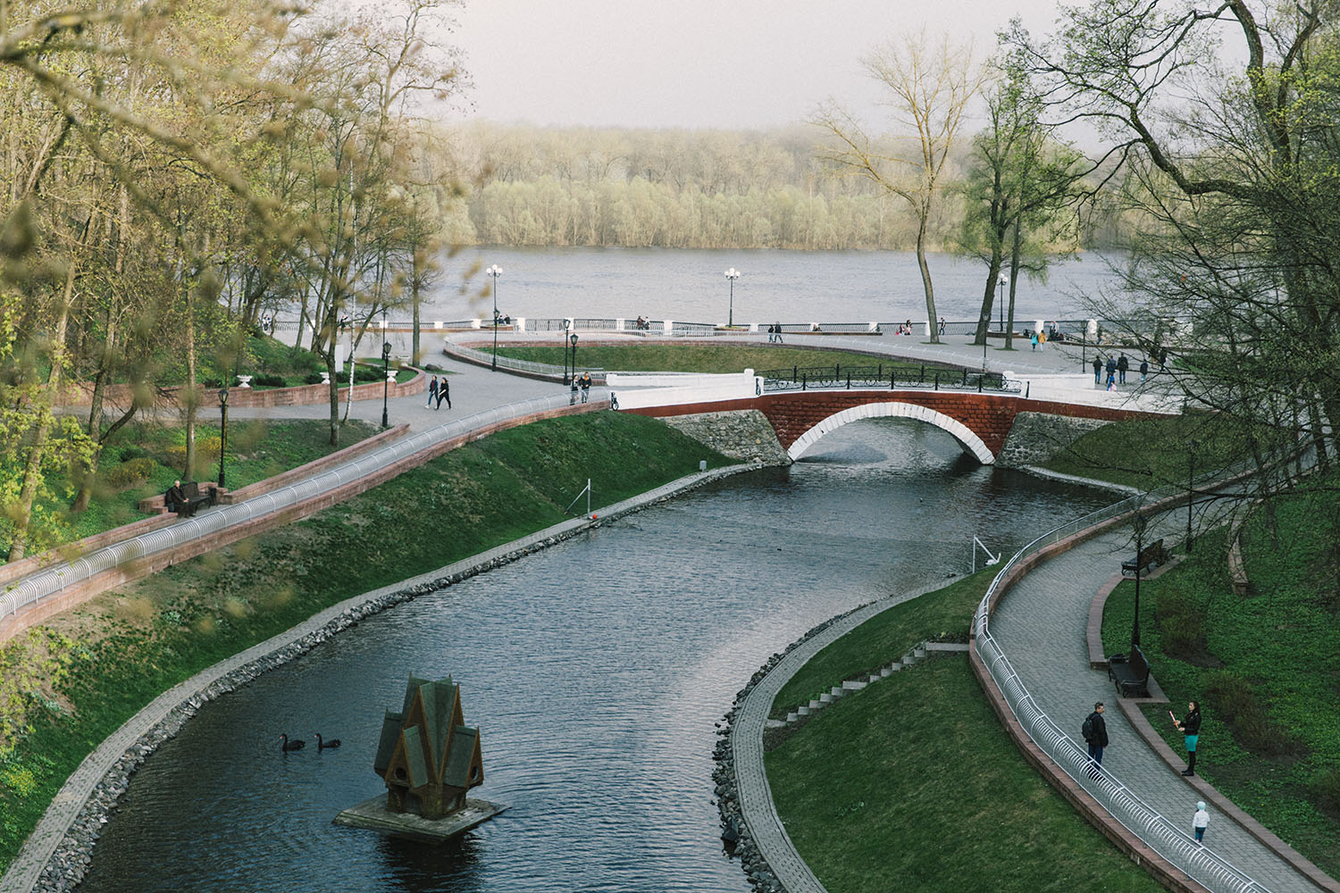 Гомель фотографии. Г Гомель Беларусь. Гомель город. Беларусь город Гомель парк. Белоруссия Гомель достопримечательности.